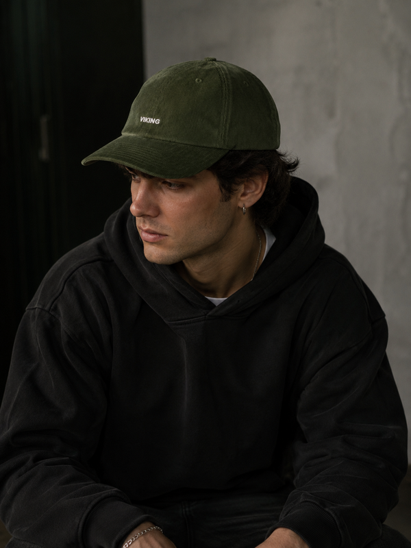 Viking Corduroy hat - Model Wearing